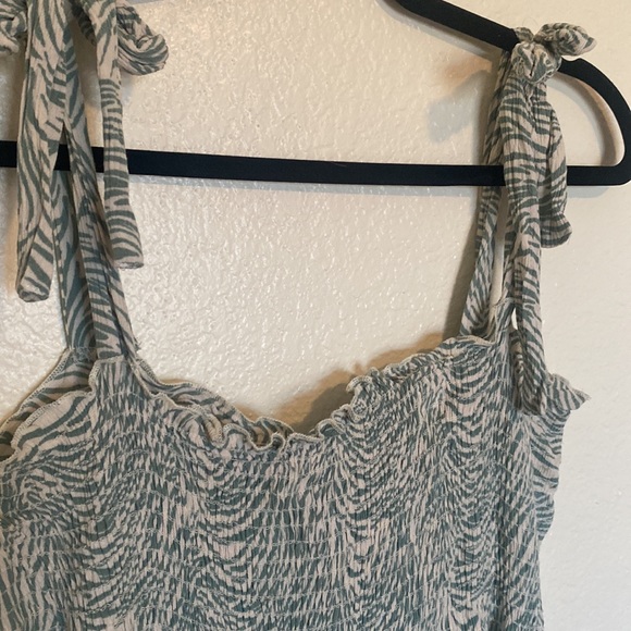 Green & white zebra spring maxi - Picture 4 of 11